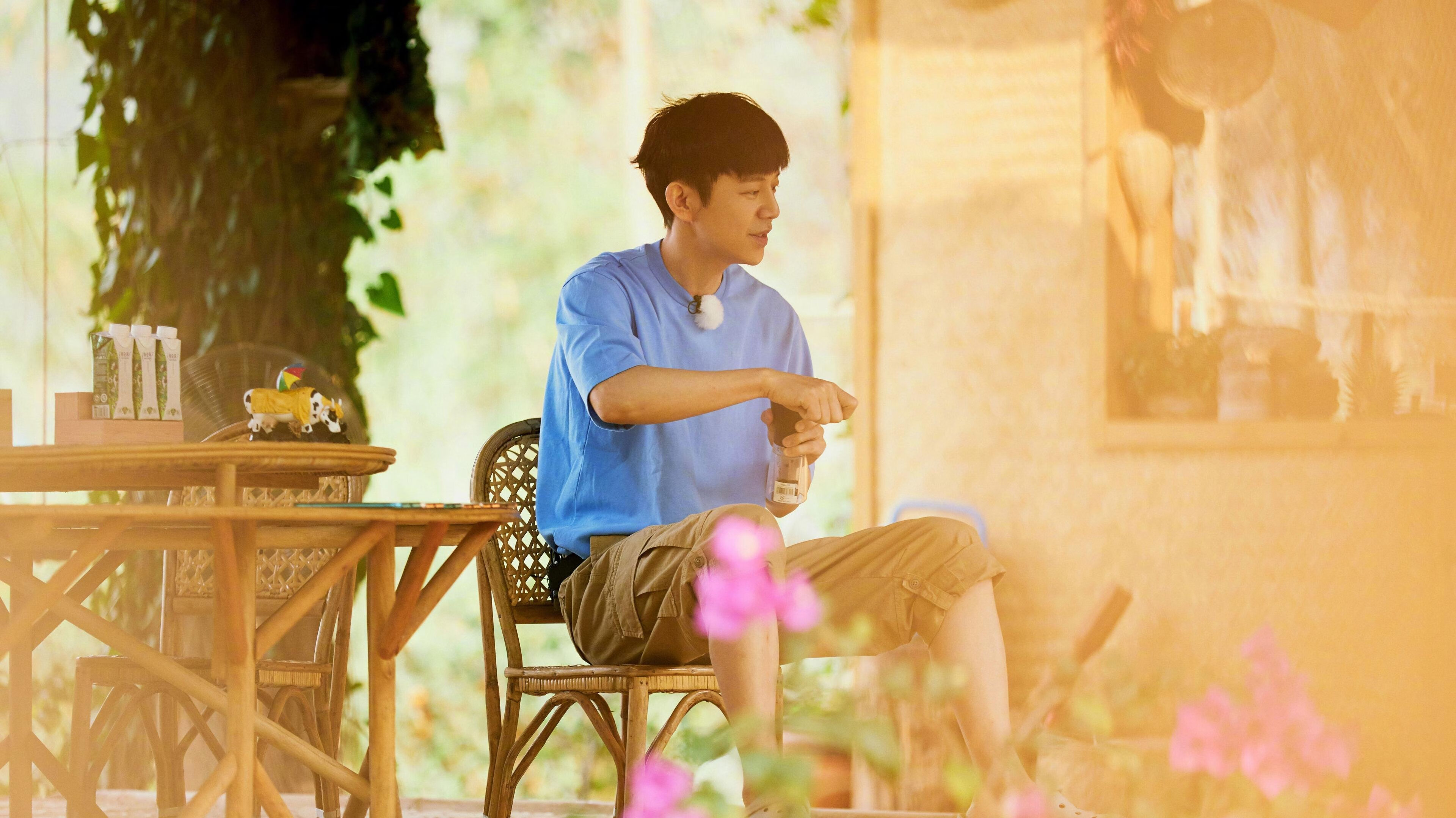 封锁与破局,从国家德比的战术绞杀到英格兰对抗日本的双重隐喻